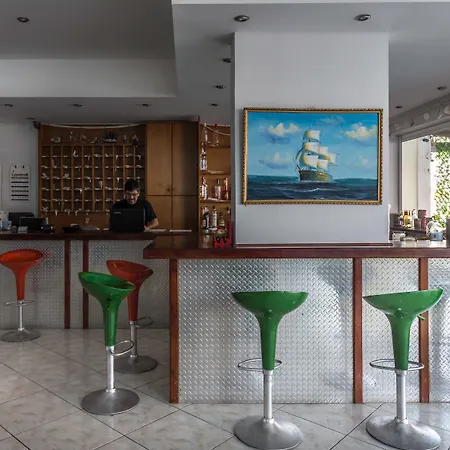 瓦索斯公寓酒店 2* 拉加纳斯