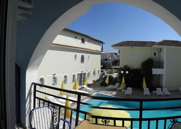 Apart-hotel Vossos 3*